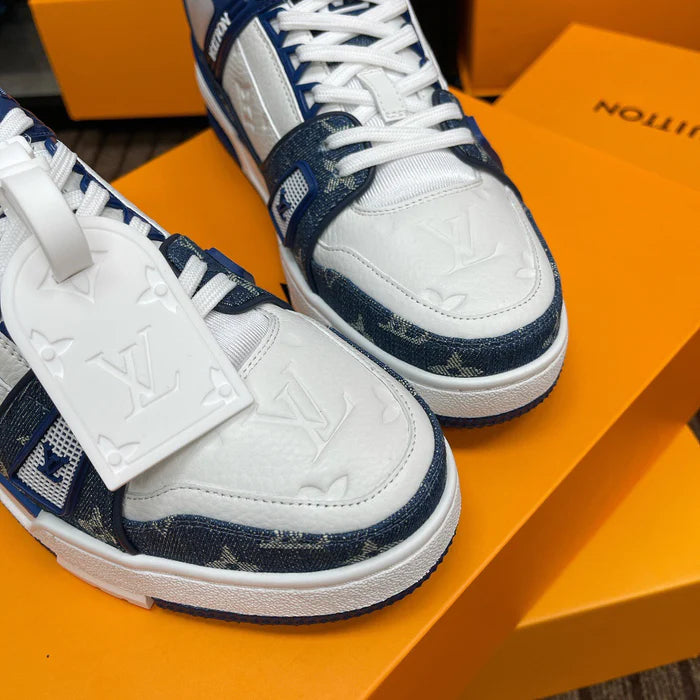 LOUIS VUITION TRAINER SNEAKER BLUE