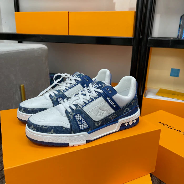 LOUIS VUITION TRAINER SNEAKER BLUE