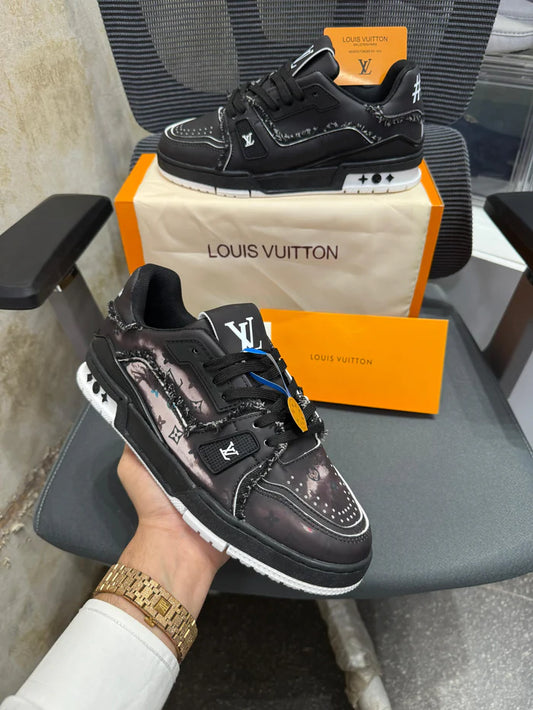 LOUIS VUITTON TRAINER SNEAKER - CIVILIST 2025