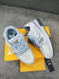 LOUIS VUITTON TRAINER SNEAKER - DENIM GREY